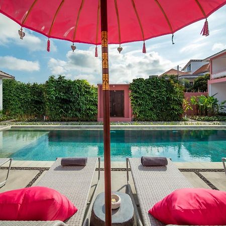 Pinkprivate Balangan - For Cool Adults Only Bed & Breakfast Jimbaran Exterior foto