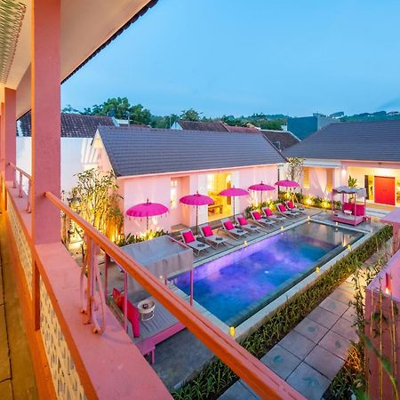 Pinkprivate Balangan - For Cool Adults Only Bed & Breakfast Jimbaran Exterior foto